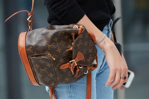 how much does louis vuitton cost